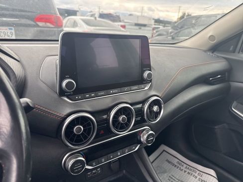Used 2021 Nissan Sentra SR image 9