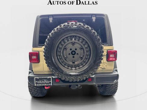 Used 2018 Jeep Wrangler Unlimited Rubicon AWD/4WD image 7