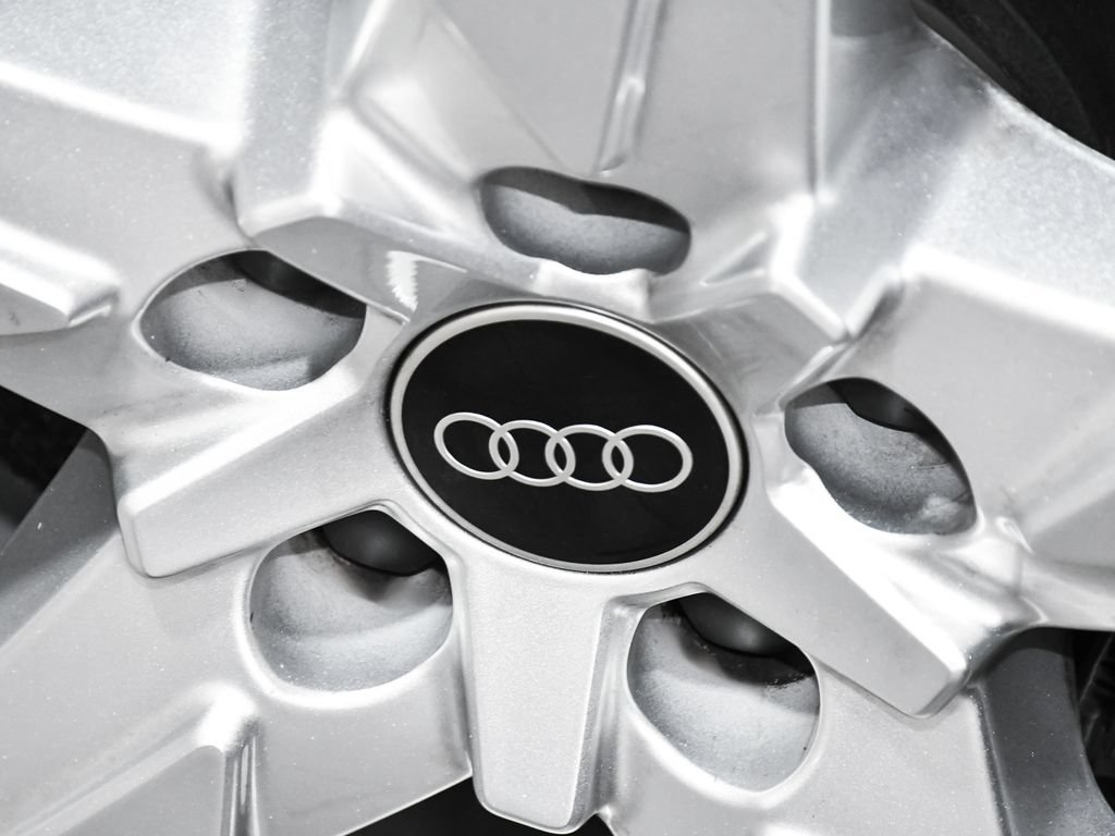 Used 2023 Audi SQ5 Premium w/ Convenience Package AWD/4WD image 85