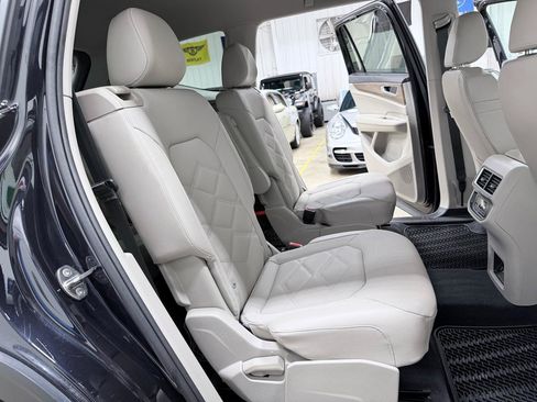 Used 2024 Volkswagen Atlas SE w/ Black Wheel Package AWD/4WD image 37