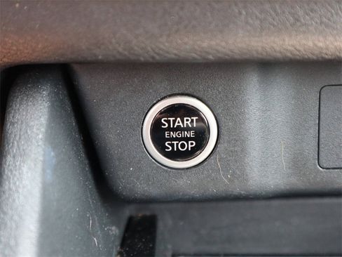 Certified 2023 Nissan Rogue SV image 25