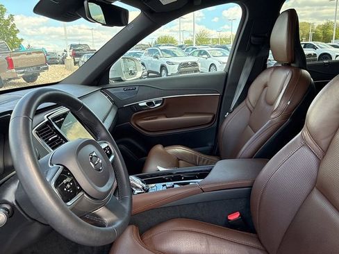 Used 2023 Volvo XC90 B6 Ultimate w/ Protection Package Premier image 25