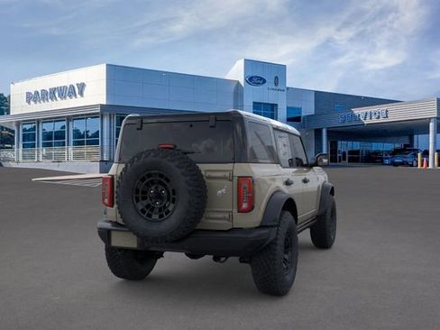 New 2026 Ford Bronco Badlands AWD/4WD image 8