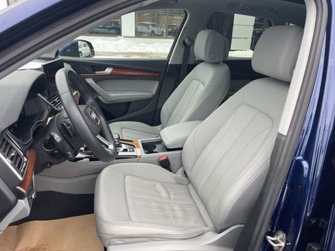 Used 2023 Audi Q5 2.0T Premium Plus w/ Premium Plus Package image 12