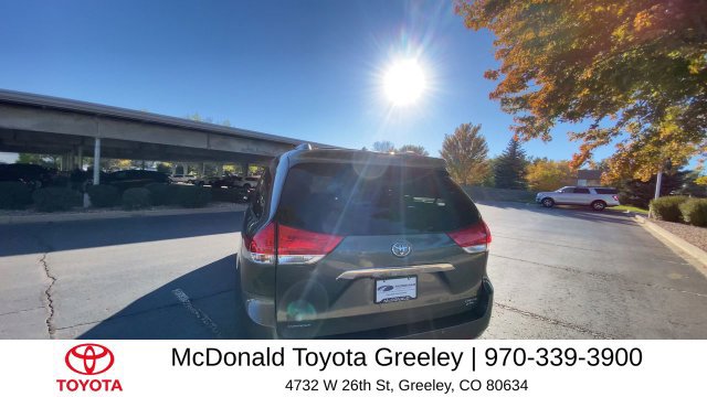 Used 2011 Toyota Sienna Limited w/ Premium Pkg AWD/4WD image 6
