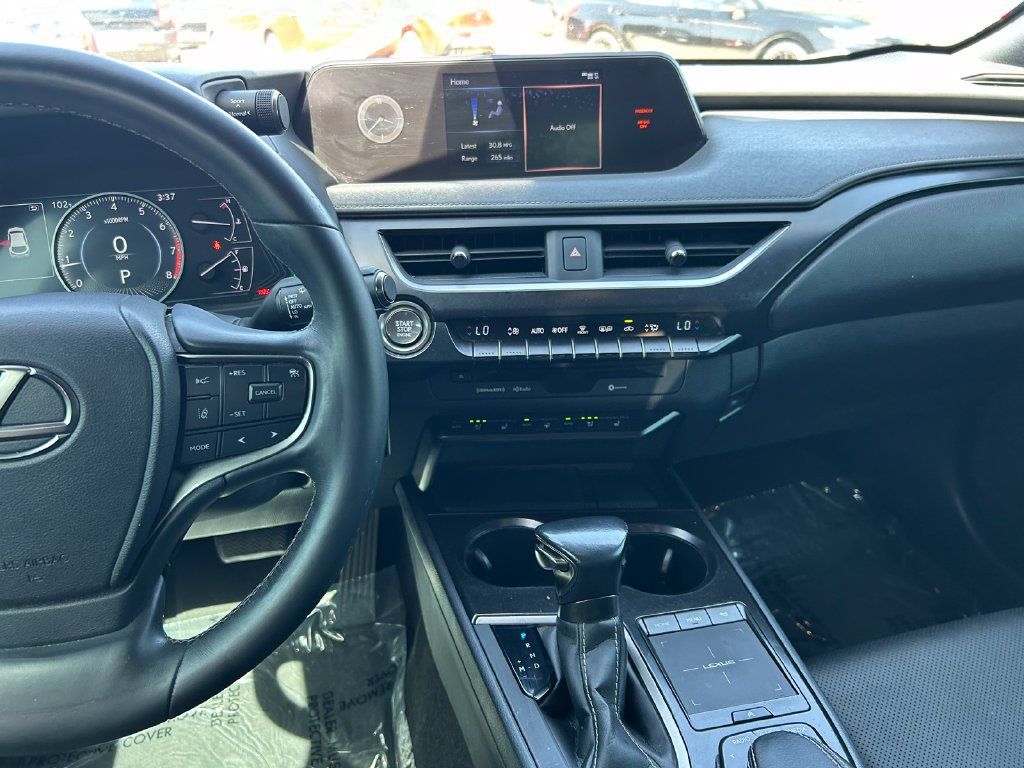 Used 2021 Lexus UX 200 w/ Premium Package FWD image 17