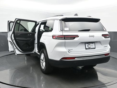 New 2025 Jeep Grand Cherokee L Laredo w/ Luxury Tech Group I image 58