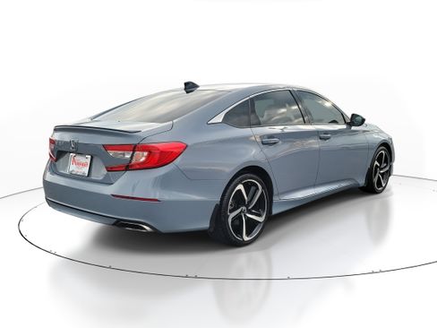 Used 2021 Honda Accord Sport image 4