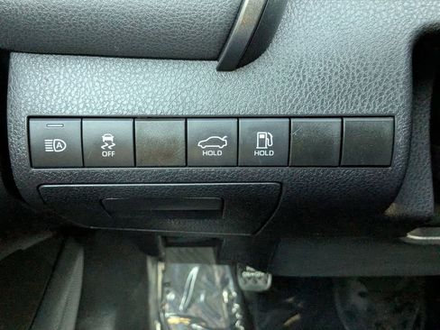 Used 2021 Toyota Camry SE w/ Convenience Package image 26