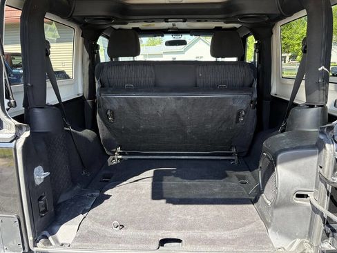 Used 2012 Jeep Wrangler Sport AWD/4WD image 10