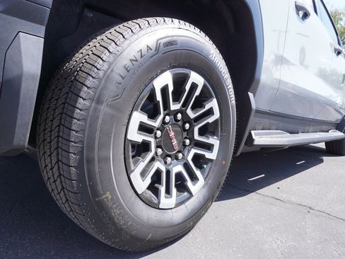 New 2026 GMC Sierra EV Elevation image 6