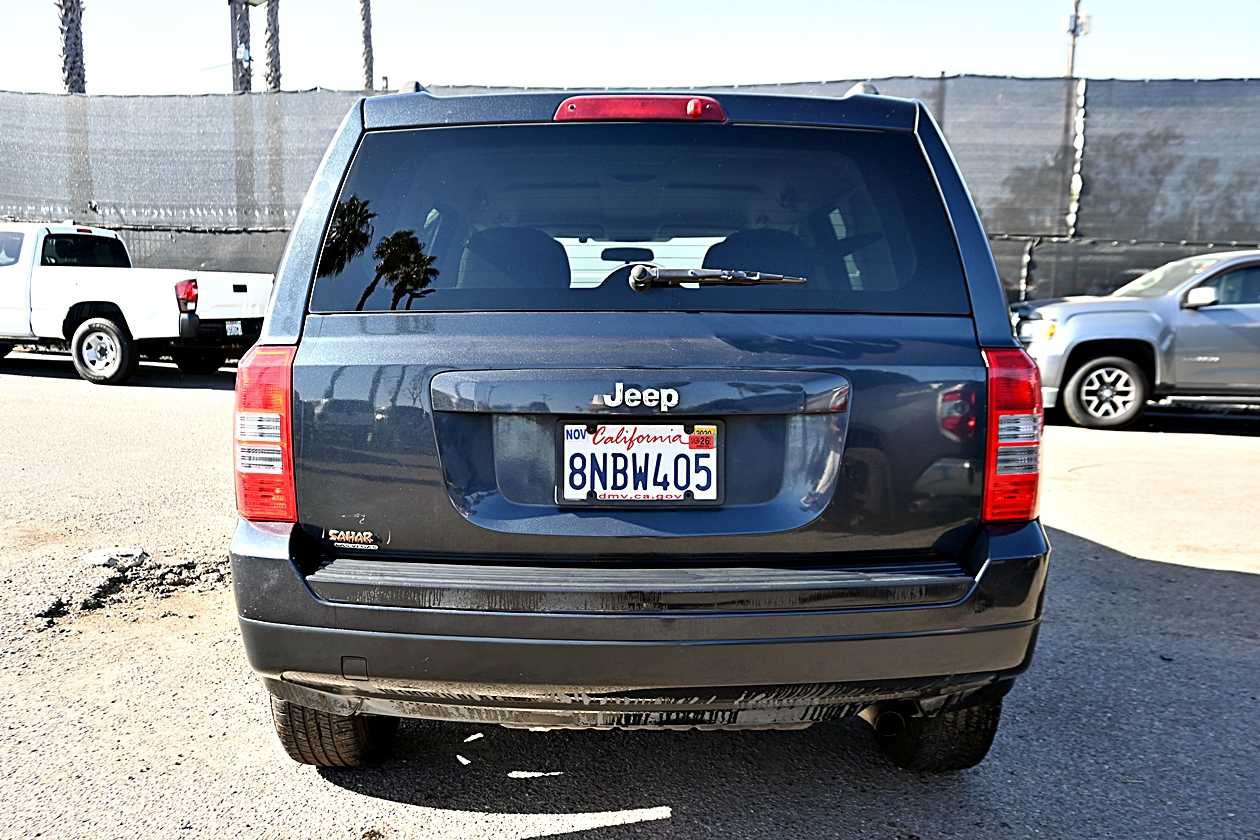 Used 2014 Jeep Patriot Sport w/ Power Value Group FWD image 6