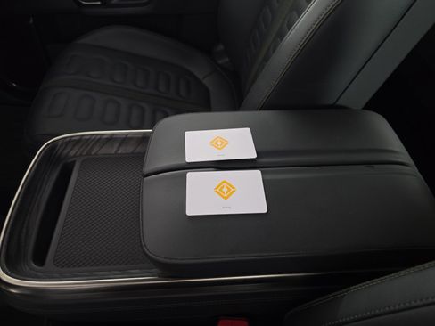 Used 2022 Rivian R1T Launch Edition AWD/4WD image 29