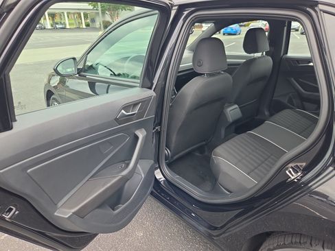 Used 2024 Volkswagen Jetta Sport FWD image 34