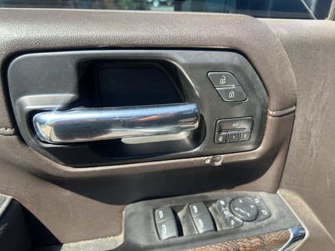 Used 2020 GMC Sierra 2500 Denali w/ Denali Ultimate Package AWD/4WD image 21