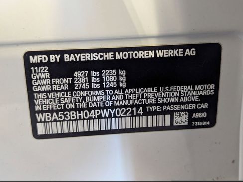 Used 2023 BMW 530i w/ Premium Package image 31