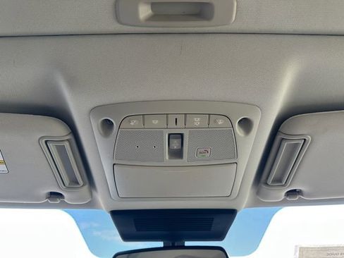 Used 2022 Nissan Armada SL w/ Captain's Chairs Package image 29