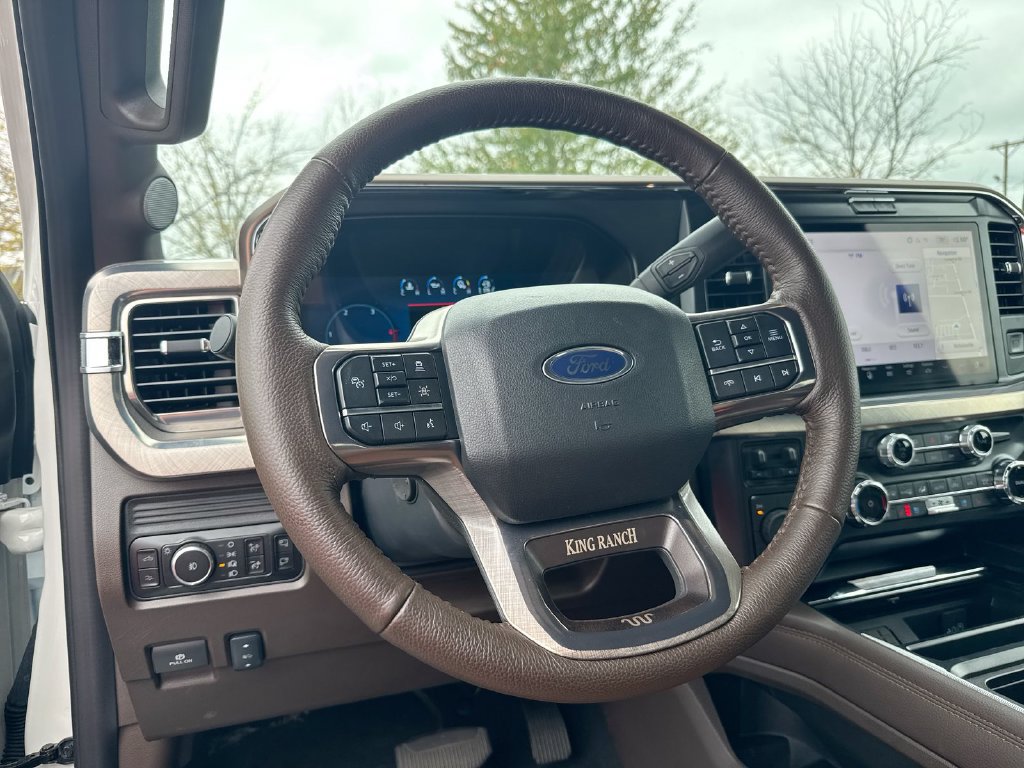 Certified 2025 Ford F450 King Ranch w/ FX4 Off-Road Package AWD/4WD image 11