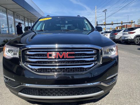 Used 2019 GMC Acadia SLT AWD/4WD image 10