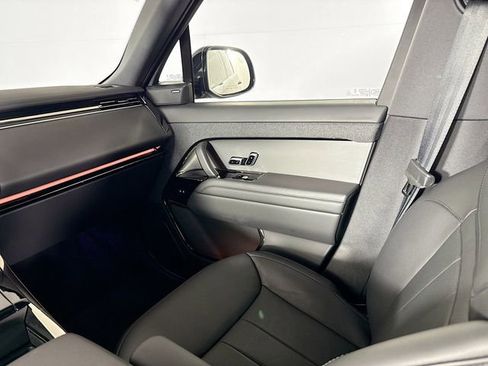 Used 2024 Land Rover Range Rover Sport SE AWD/4WD image 20