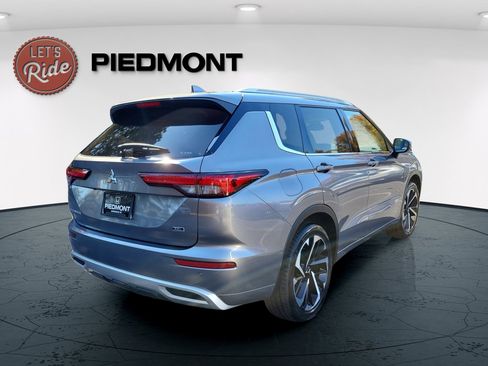 Used 2022 Mitsubishi Outlander SEL image 6