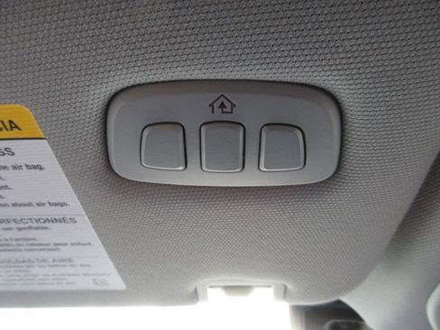 Used 2024 Ford Explorer XLT w/ Equipment Group 202A image 16