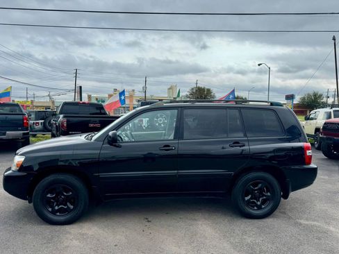 Used 2005 Toyota Highlander 2WD V6 image 9
