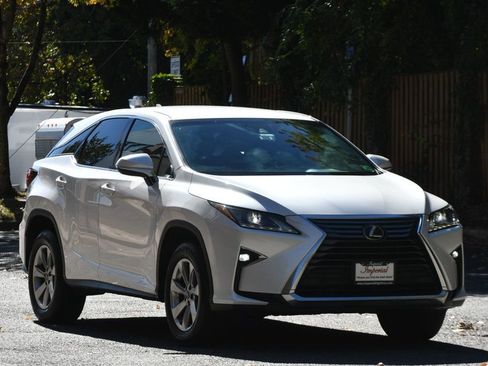 Used 2019 Lexus RX 350 AWD w/ Accessory Package image 4