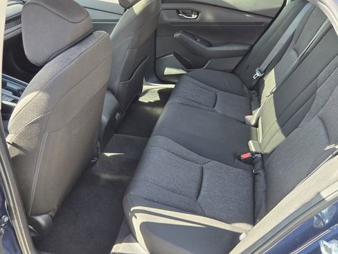 Used 2023 Honda Accord EX image 11