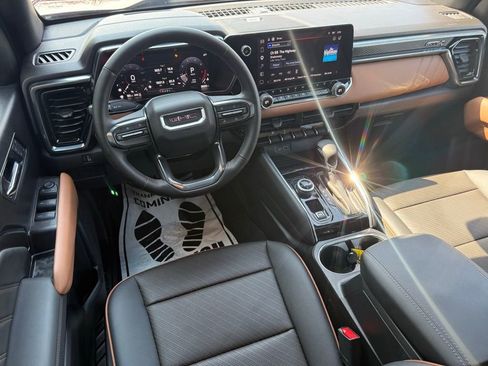 Used 2026 GMC Canyon AT4 w/ Technology Plus Package image 12