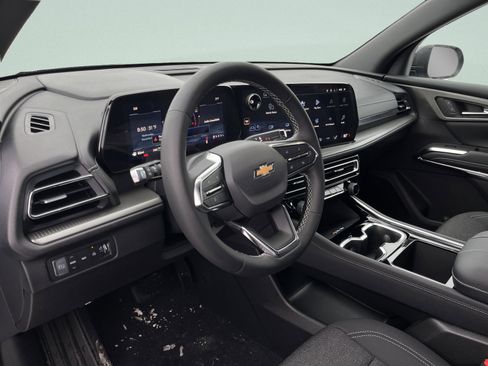 New 2026 Chevrolet Traverse LT image 14