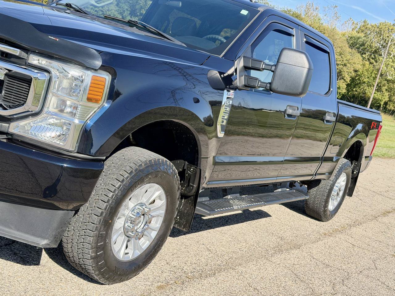 Used 2021 Ford F250 XL w/ STX Appearance Package AWD/4WD image 11
