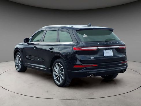 Certified 2024 Lincoln Corsair Grand Touring AWD/4WD image 3