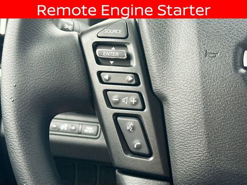 Certified 2025 Nissan Frontier SV AWD/4WD image 10