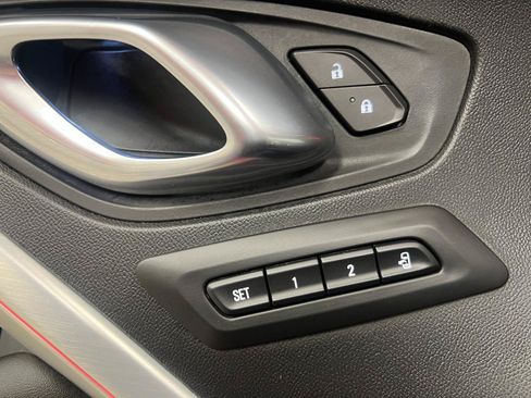 Used 2021 Chevrolet Camaro SS RWD image 36