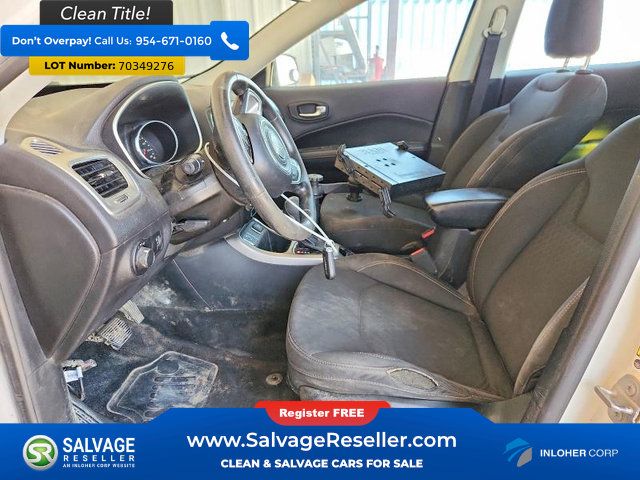 Used 2017 Jeep Compass Sport FWD image 9