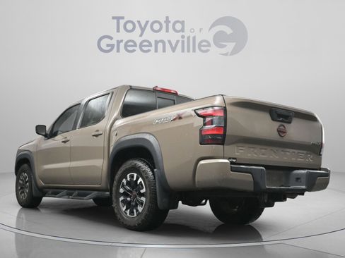 Used 2022 Nissan Frontier Pro-X RWD image 9