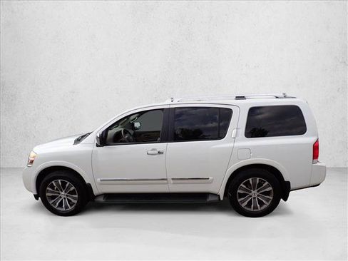 Used 2015 Nissan Armada SL w/ Moonroof Package RWD image 2