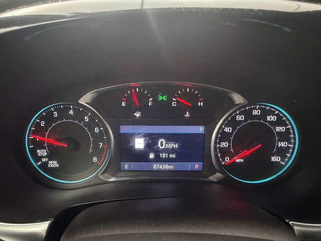Used 2023 Chevrolet Traverse RS w/ LPO, Floor Liner Package AWD/4WD image 22