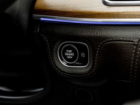 Used 2020 Mercedes-Benz GLS 450 4MATIC w/ Convenience Package image 19