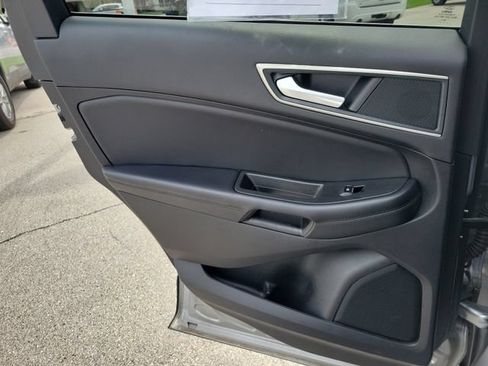 Used 2024 Ford Edge SEL AWD/4WD image 18