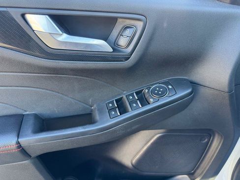 Used 2023 Ford Escape ST-Line w/ Tech Pack #1 AWD/4WD image 11