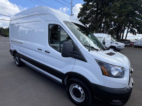 Used 2020 Ford Transit 250 148 High Roof RWD image 11