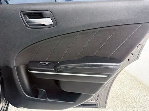 Used 2022 Dodge Charger SXT RWD image 19
