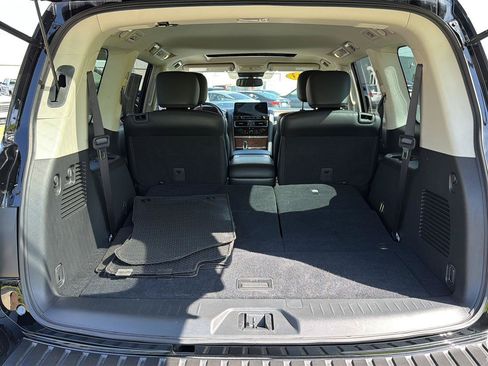 Used 2023 Nissan Armada SL w/ Captain's Chairs Package AWD/4WD image 36