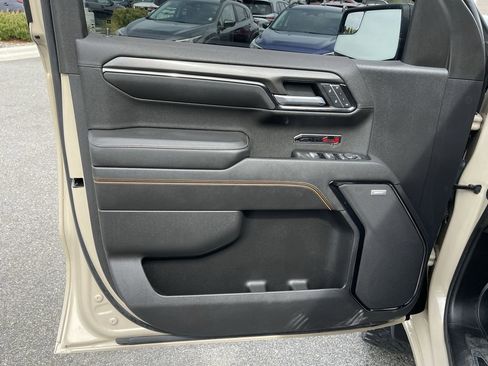 Used 2022 GMC Sierra 1500 AT4 AWD/4WD image 22