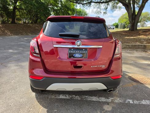 Used 2022 Buick Encore Preferred w/ Safety Package AWD/4WD image 38