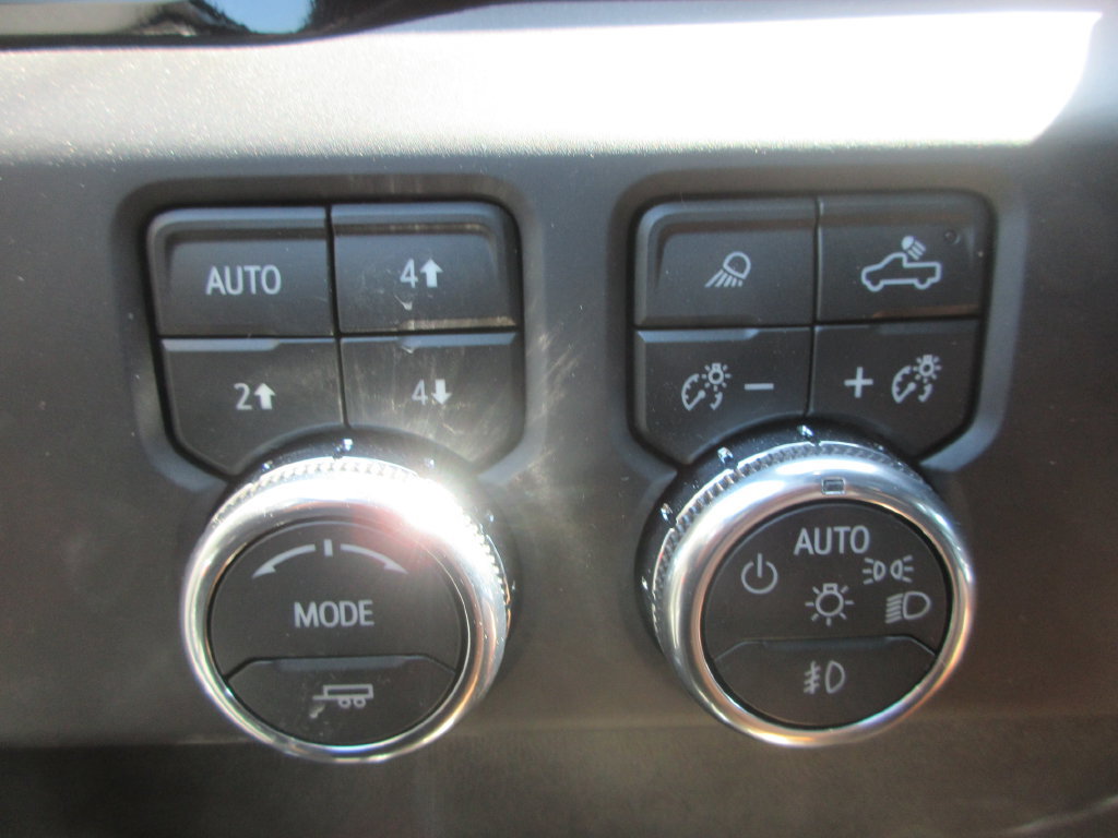 New 2026 GMC Sierra 1500 AT4 w/ AT4 Premium Package AWD/4WD image 19