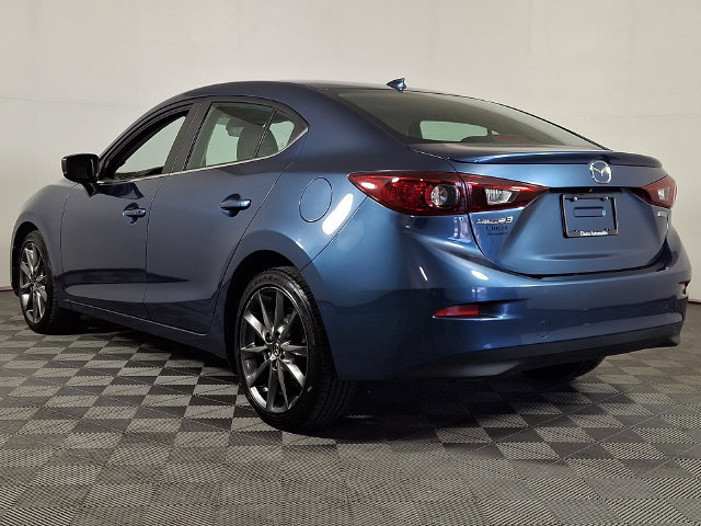 Used 2018 MAZDA MAZDA3 Touring FWD image 7
