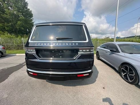 Used 2025 Jeep Grand Wagoneer 4WD image 27